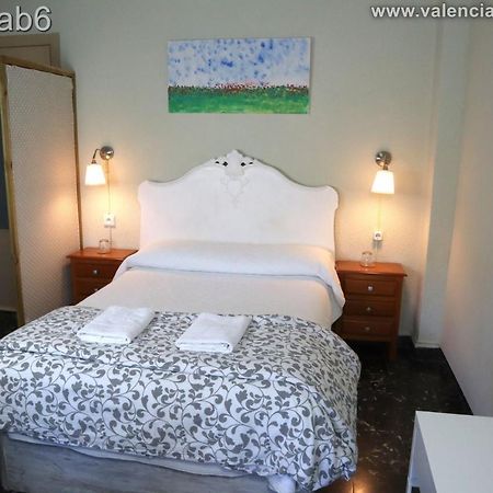 Valencia City Host Екстериор снимка