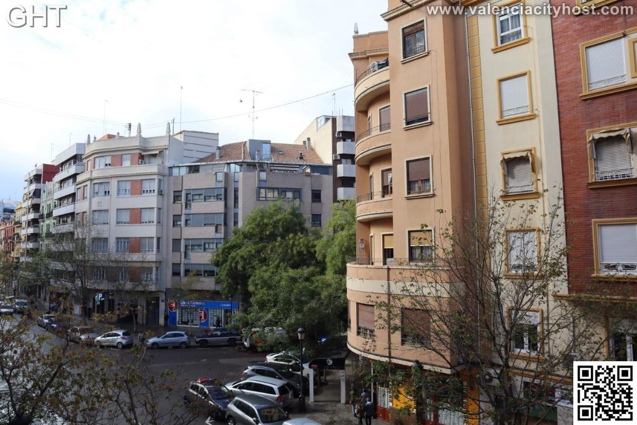 Valencia City Host Екстериор снимка